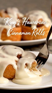 King’s Hawaiian Cream Cheese Cinnamon Rolls #cinnamonrolls #breakfast #dessert #Christmas #easyrecipe Ingredients For the cinnamon rolls 1 package King’s Hawaiian Original Sweet Rolls (12‑count connected slab) ​ 8 tablespoons (1 stick) softened unsalted butter ​ 2/3 cup packed brown sugar ​ 1–2 tablespoons ground cinnamon (adjust to taste) ​ Pinch of salt (optional, balances sweetness) ​ For the cream cheese icing 2–3 ounces cream cheese, softened ​ ​ 1 cup powdered sugar ​ 2–3 tablespoons milk 