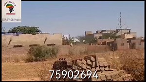 Maison à vendre Banguineda si tu es intéressé contacte moi 75902694 Allah de bey 🙏🙏🙏 | Black Africain
