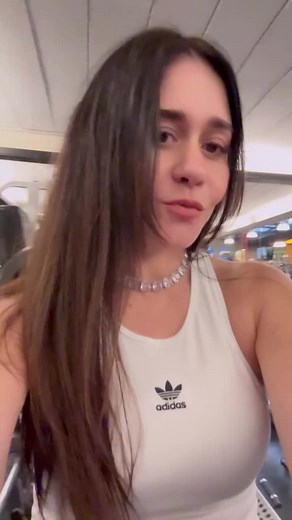 Alessandra Negrini se Exercitando Após Gravação