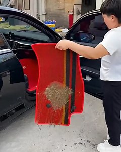 1.7M views · 665 reactions | Dirt-Repelling Floor Mats Solution 﫧 | Creative Bee | Facebook