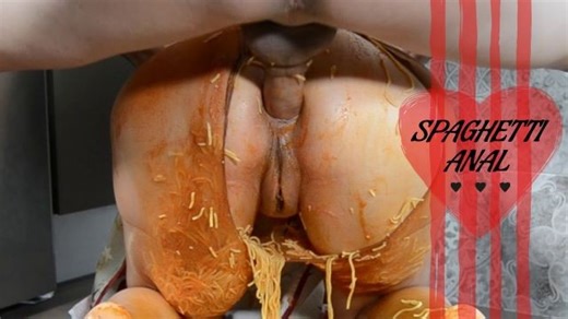 UN ESPAGUETI DESORDENADO FOLLADA ANAL