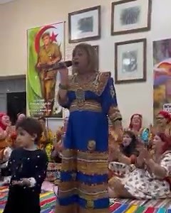 5.4K views · 84 reactions | Massa Bouchafa entourée de nos braves femmes au village Wizgan lors de la soirée féminine ( Urar L’Xalat ) organisée le 19 Avril en hommage à l’artiste M’Henni AMROUN 爐 | Cultur'Art kabyle | Facebook