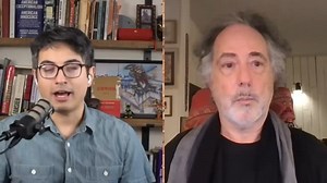 PÉPÉ ESCOBAR : TRUMP ÉCRASÉ par les BRICS ? L’ALLIANCE PUTIN-IRAN-CHINE DÉCLENCHE LA PANIQUE NOUVEAU MONDE français C’est avant tout un partenariat géoéconomique et énergétique, bien plus qu’une alliance géopolitique ou militaire, même si ces dimensions existent aussi. Dès le début, l’un des éléments clés a été l’importance du Corridor international de transport Nord-Sud. Les Russes vont investir en roubles—et massivement—pour accélérer la finalisation de ce corridor. Du côté russe, l’infrastruc