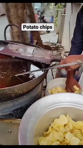 1.2M views · 5.7K reactions | chio chips de nepal,o reteta nerecomandata rasei umane si a consumului in general #mtatari | Tatari Mohamad | Facebook