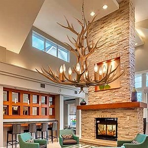 Deer Antler Chandelier Lighting, 8 Lights Resin Deer Horn Chandelier with 14 Antlers, Farmhouse Antler Light Fixtures for Dining Room, Foyer,Kitchen, Bar (8 Lights)