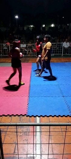 #Embarcacion #Boxeo Continúan las peleas en el Codem, en esta noche de boxeo interprovincial, #Ahora Salta vs. Jujuy, organizado por Julio Apaza 👌👌 | Panamericana Embarcacion