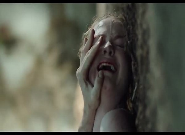 Lady got raped and fucked in the woods