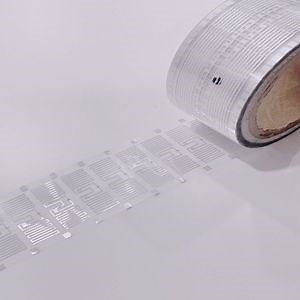 [Hot Item] Cheap Long Range RFID Tags ISO18000 6c Tamper Proof RFID Windshield Sticker UHF Vehicle Label Tag