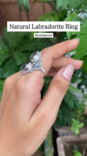 Natural Labradorite Statement Boho Ring 💫 #labradorite #labradoritejewelry #handmadesterlingsilverjewelry #etsyjewelry #usajewelry #ukjewelry #shrishajewels | Shrisha Jewels