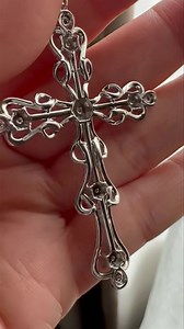  18k REAL GOLD,NATURAL DIAMOND,HONGKONG SETTINGS LEGIT TRUSTED...