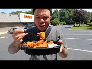 HOOTERS SUCKS TBH…