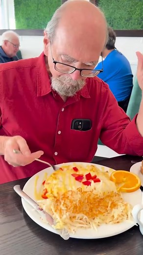 Our Blue Crab Frittata Is Always An Easter Week Hit!! Made With Fresh Wild Caught Blue Crab Claw Meat 🦀 #OnlyAtTheBerry #votedbestbrunch #BlueCrabClawMeat #fypシ゚viralシfypシ゚viralシalシ #QualityMatters #ExploreElgin #Breakfasttime #southelgin | Sweet Berry Cafe