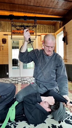 Muto- dori is excellent training for your reflexes, timing, distancing and basically everything. A sword moves way faster than a fist or foot. @tatsujinkan | Karate Science