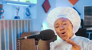 Emi Mimo - Holy Spirit. | Princess Paulina & The Echoes
