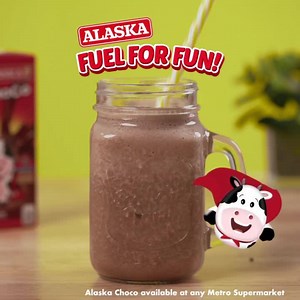 🍫 + 🍌 = ⚡️ Supercharge your kids with this easy Alaska Milk Choco Banana Shake! #AlaskaFuelForFun #JuicyTuesday | The Metro Stores
