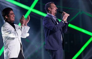 Kike Santader sorprende con su increíble voz