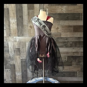 Zombie prom queen cosplay small goth horror skull Halloween costume whimsigoth