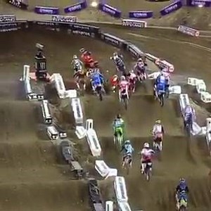 A near miss for some but not for others. | Moto Magazine