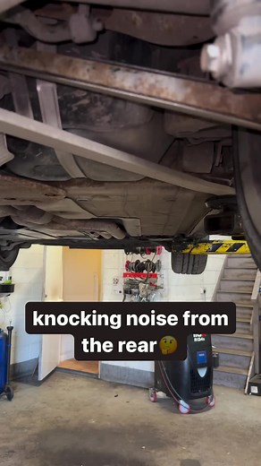 BMW Z4 in with a knocking noise from the rear.. wasn’t too hard to find the fault.. #bmw #bmwz4 #mechanic #mechaniclife #mechanictips #mechanicproblems #diydaly #mechanicsofinstagram | DIYDaly