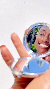 shake. click. paint懶 shop the platinum teeth whitening pen for instant brightening | Moon Oral Beauty | Facebook