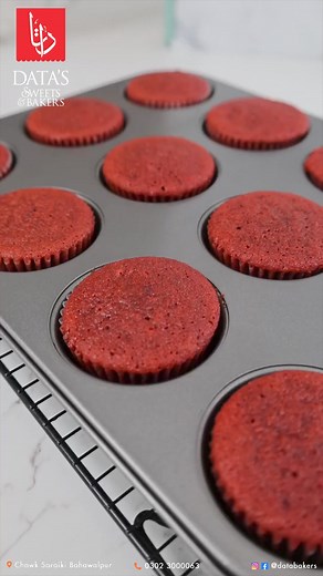 12 reactions | Craving something delightful? Our freshly baked cupcakes are the perfect treat to satisfy your sweet tooth! Whether it's a birthday, a celebration, or just because—our cupcakes are here to add a little magic to your day. #DatasBakersAndSweets #CupcakeLove #SweetTreats #freshlybaked | Data's Bakers & Sweets | Facebook