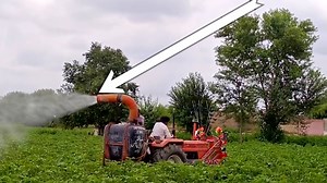 36K views · 1.3K reactions | Tractor ke sath chalne wali Khud taiyar ki Gai naye Khyal ki spray machine | Muaaz Ullah | Facebook