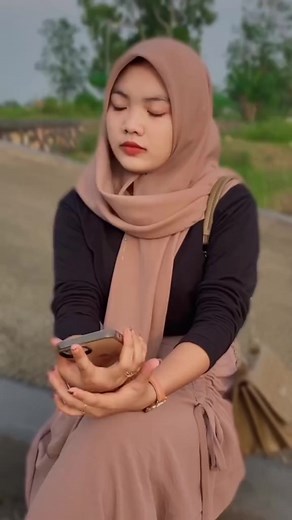 Agos Vanjelo | Isma Lavinza