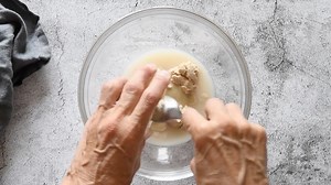 Air Fryer Vegan Dumplings and Dipping Sauces This is a quick and easy that will result in a crispy snack or appetizer. With the addition of the dipping sauces it will be hard to keep Siwin Vegetable Dumplings in stock at home! Get the full recipe on our Siwin Foods YouTube channel 🌱 #frozenfood #potstickers #dumplings #miniwontons #vegan #food #flavour #delicious #localfood #instafood #recipies #quickandeasyfood #quickandeasyrecipes #costco | Siwin Foods