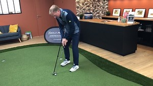 Apprennez à maintenir la bonne position tout au long de votre putting avec le Pendulum Putting Rod ⛳️ Toutes les infos sur ce produits sont dans cette vidéo, conseils, démonstration... 殺 Trouvez-le ici : https://www.golfathome.com/fr/outils-pedagogiques/826-pendulum-putting-rod-.html | Golfathome.com | Facebook