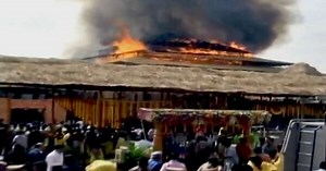 Fire Breaks Out At K Chandrasekhar Rao's 7-Crore 'Yagna' |