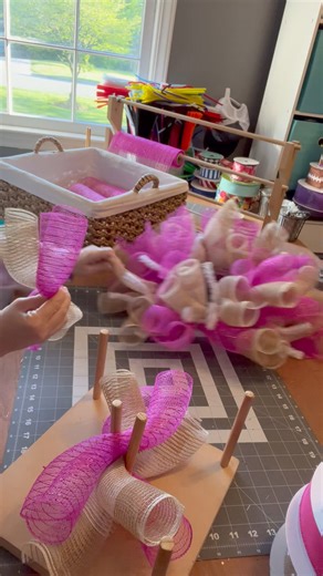 Have you ever made a wreath with a smaller frame? Enjoy this replay! Video One | McKenzie Cole LLC