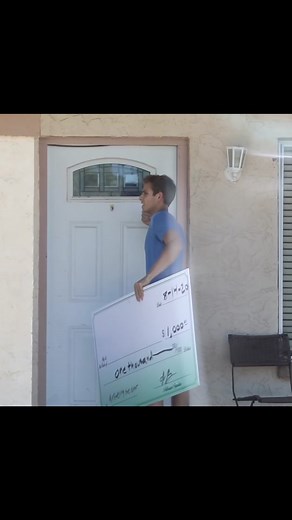 Giving Giant Checks to Strangers #prank #pranks #socialexperiment