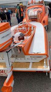 A Bug and A Boat - '65 VW with all the accessories- Goodguys - Columbus, OH #vw #buglife #creamsicle #goodguys #passion #awesome Goodguys Rod & Custom Association | Kruzinusa