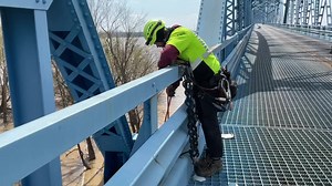 Daytime Closures on U.S. 45 Ohio River "Brookport" Bridge Continue This Week Video of today’s inspection work below PADUCAH, Ky. (March 27, 2023) – A contractor for the Kentucky Transportation Cabinet (KYTC) made good progress on round one of a detailed inspection on U.S. 45 Ohio River "Brookport" Bridge. The inspection team will close the bridge from 9 a.m. to 3 p.m., CDT, this week to conduct a detailed inspection of the bridge structure. Due to the limited deck width and use of an Under Bridg