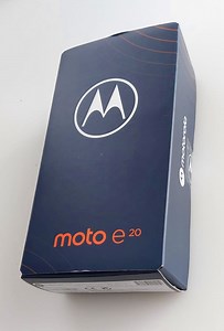 Motorola moto e20 - NOVI!