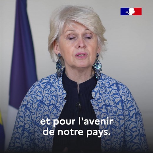 🤝 ÉGALITÉ | "En 20 ans, vous avez changé des destins et permis à des talents de grandir." Aujourd'hui, l'ESSEC Business School célèbre ses 20 ans d’engagement pour l’égalité des chances et la diversité depuis le lancement du programme "Une grande école : pourquoi pas moi ?" (PQPM). Faire appel à PQPM c'est permettre à chaque jeune de construire son projet personnel et professionnel en l’amenant à mieux se connaître, à valoriser ses atouts et à comprendre le monde qui l’entoure. Ce programme per