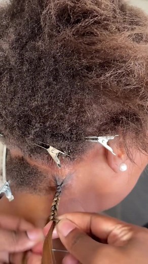 Mastering the Art of Gripping Short Hair: Knotless Braids Guide