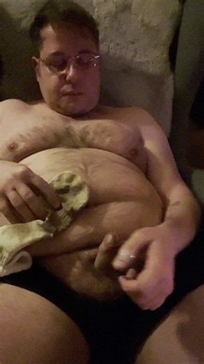 Chubby wank with dirty Sox