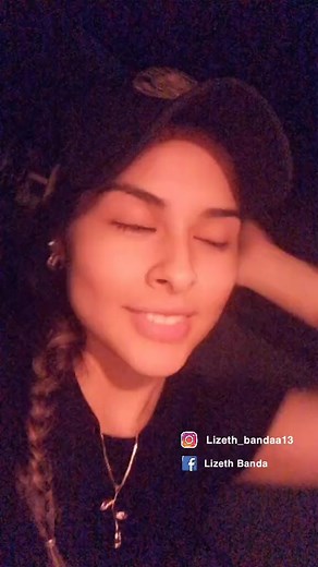 1.9K views · 25 reactions | Sean felices alcabo que ya es Viernes!! #risa #chiste #mexican #cholo #couples #couplescomedy #fyp #relatable #foryou #boyfriend #girlfriend #gamerboy #GamerGirl #reels #foryou #fypシ #reelsinstagram #reelsviral #reelsvideo #reelsfb | Banda Lizeth | Facebook