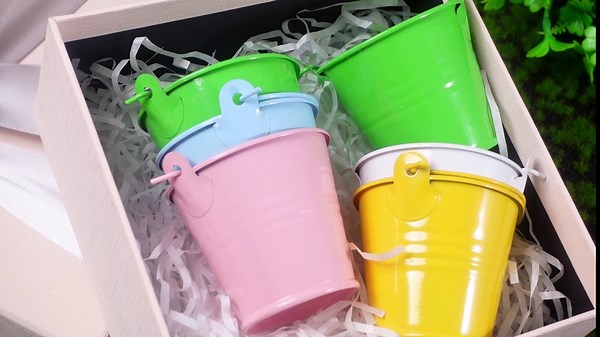 FillTouch 50 Pcs Easter Mini Metal Buckets with Handle Easter Party Favors Colored Galvanized Small Round Metal Pail Classroom Pencil Holder Flower Pot Plant Basket for Candy Craft