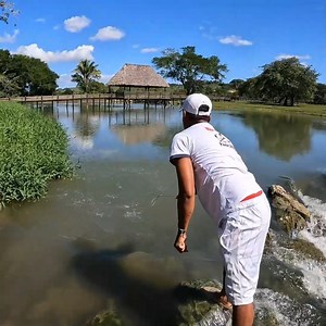 170K views · 2.6K reactions | pescando con atarraya muchísimos pescados | Pesca y Aventura | Facebook