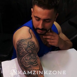 One time again tatoo of tiger with khanda. Sikhism Tattoo design with tiger...... Hope u love this tattoo done by @kamzinkzone . For amazing tattoo concept plz whatsapp on 919041197025 ---------------------------------------------------- #kamzinkzonetattoos #kamzinkzone #tattoo #tattoodo #liontattoo #tigertattoo #tattoosinchandigarh #punjabgetinked #wherepunjabgetinked #chandigarhgetinked #tattoolife #kamzinkzone #kamzinkzonetattoos #kamzinkzonechandigarh #tattoosinchandigarh #tattoos #punjabget