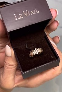 Unbox your most dazzling dreams in the shape of this Chocolate Ombre Diamond cluster ring. ✨ Shop at Macy's and online: https://levian.co/45lOsx6 #ombre #diamonds #diamondring #gold #ring #ringoftheday #sparkle #chocolatediamonds #chocolate #chocolatelover #jewellery | LeVian