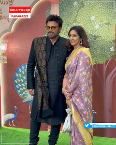 Daggubati Venkatesh with Wife Venkatesh Neeraja At Blessings Ceremony Of Anant & Radhika Ambani #daggubativenkatesh #venkateshneeraja | Bollywood Paparazzi