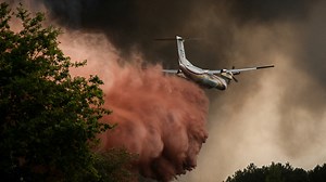'Extreme vigilance' as vast southwestern France fire slows