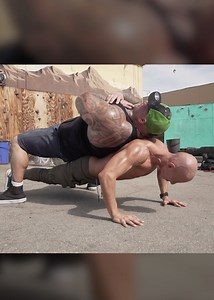 81K views · 2.5K reactions | Calisthenics meets Powerlifter Get Strong and shredded with my program here: Start.FrankMedrano.com | Frank Medrano | Facebook