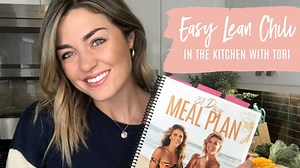Hey babe! It’s Tori here, your Studio Tone It Up trainer! 💗 Thanks for joining me in the kitchen again for my new cooking vlog! You know I love sharing alll of my healthy recipes & cooking tips with you! 🤗Today we’re whippin’ up something so savory & delicious, one of my fave go-to dinners….chili! 😍 This TIU approved chili is the best! 🙌 It’s made with ground turkey, lentils, & butternut squash. I like to make this at the beginning of the week to have on hand for a healthy lunch or dinner op