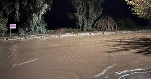 «Βούλιαξε» η Καλλονή Λέσβου από την κακοκαιρία [βίντεο εικόνες]