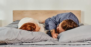 Les (jeunes) Français font de moins en moins l’amour, selon une étude