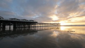 Crystal Pier Cottages Pacific Beach San: стоковое видео (без лицензионных платежей), 3740222027 | Shutterstock